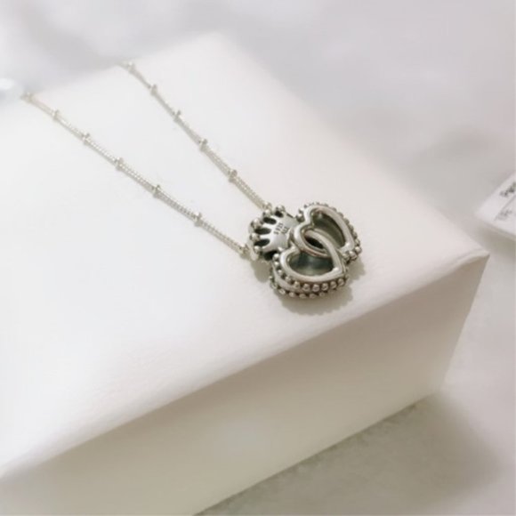 🛒Pandora Crown Hearts Pendant Necklace - Picture 6 of 6